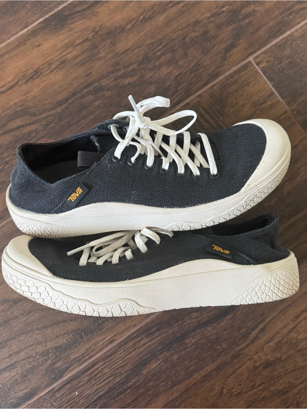 Teva Unisex Terra Canyon Black Sneakers - Black Men’s 5.5 Women’s 7